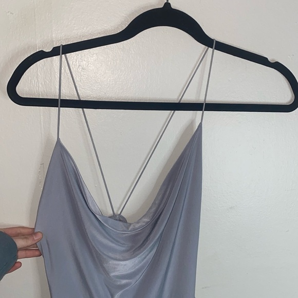 🦋Adorable grey sleeveless mini dress! - Picture 5 of 13